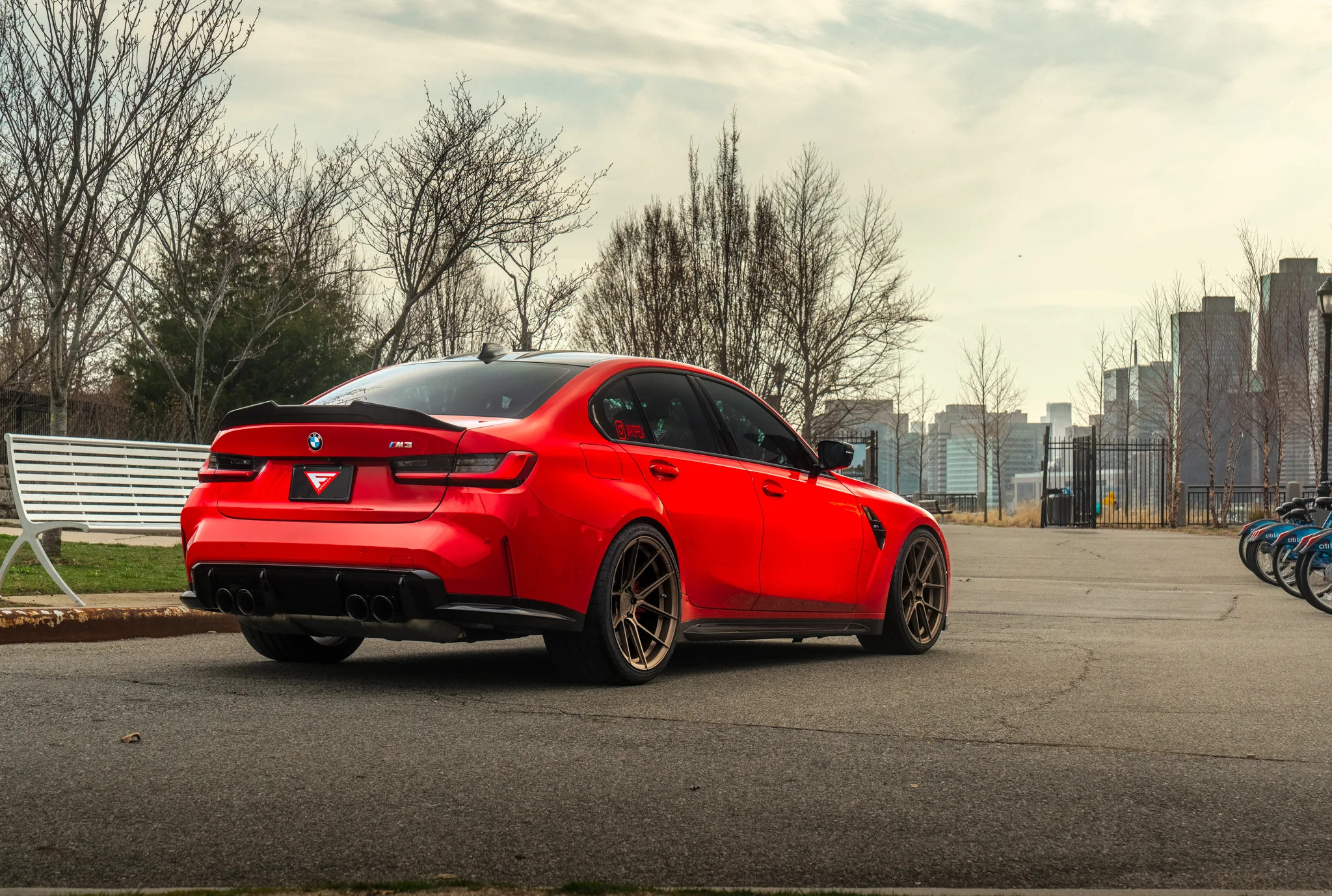 2022-BMW-M3-FR8-BZ-3-of-3