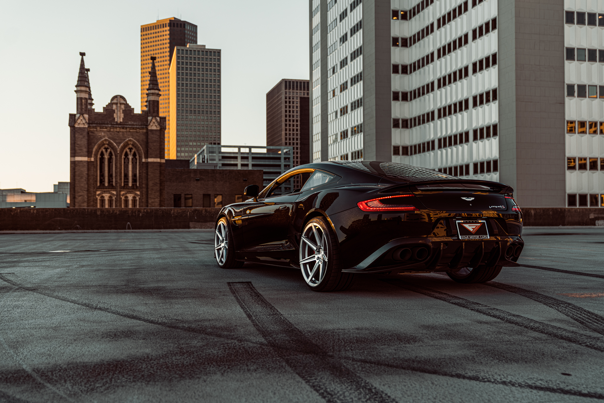 2018 Aston Martin Vanquish S - FR7 Machine Silver-6