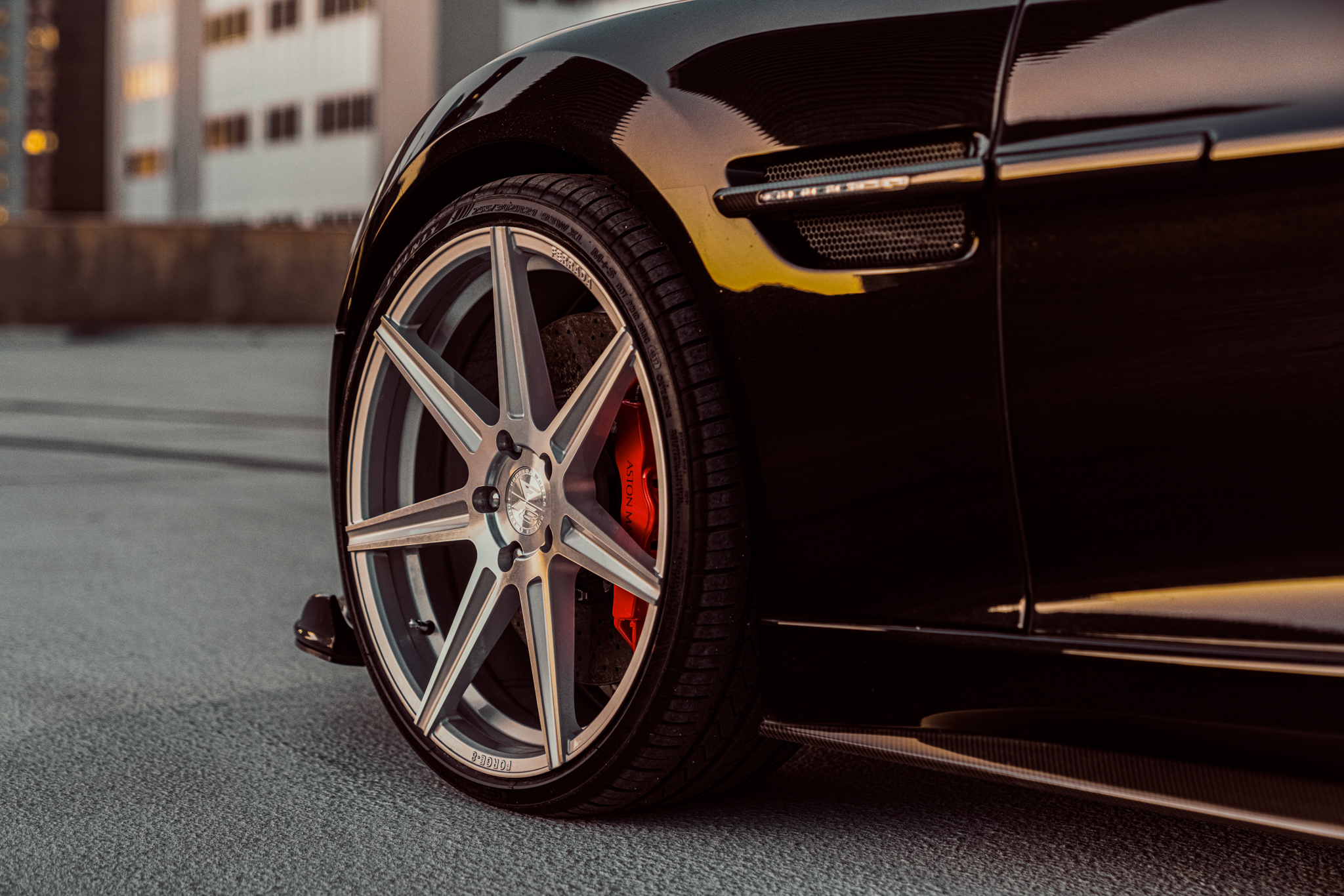 2018 Aston Martin Vanquish S - FR7 Machine Silver-8