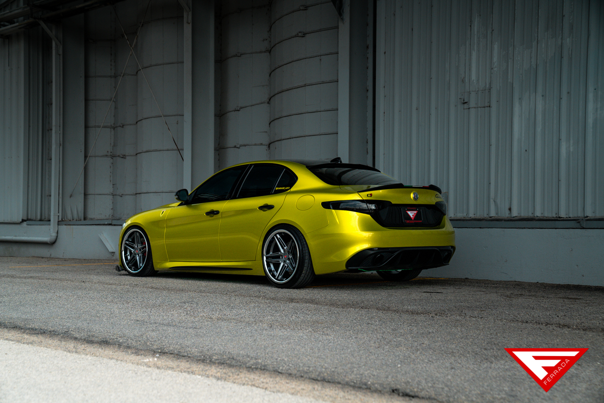 Alfa Romeo Gulia - CM1 MG-5