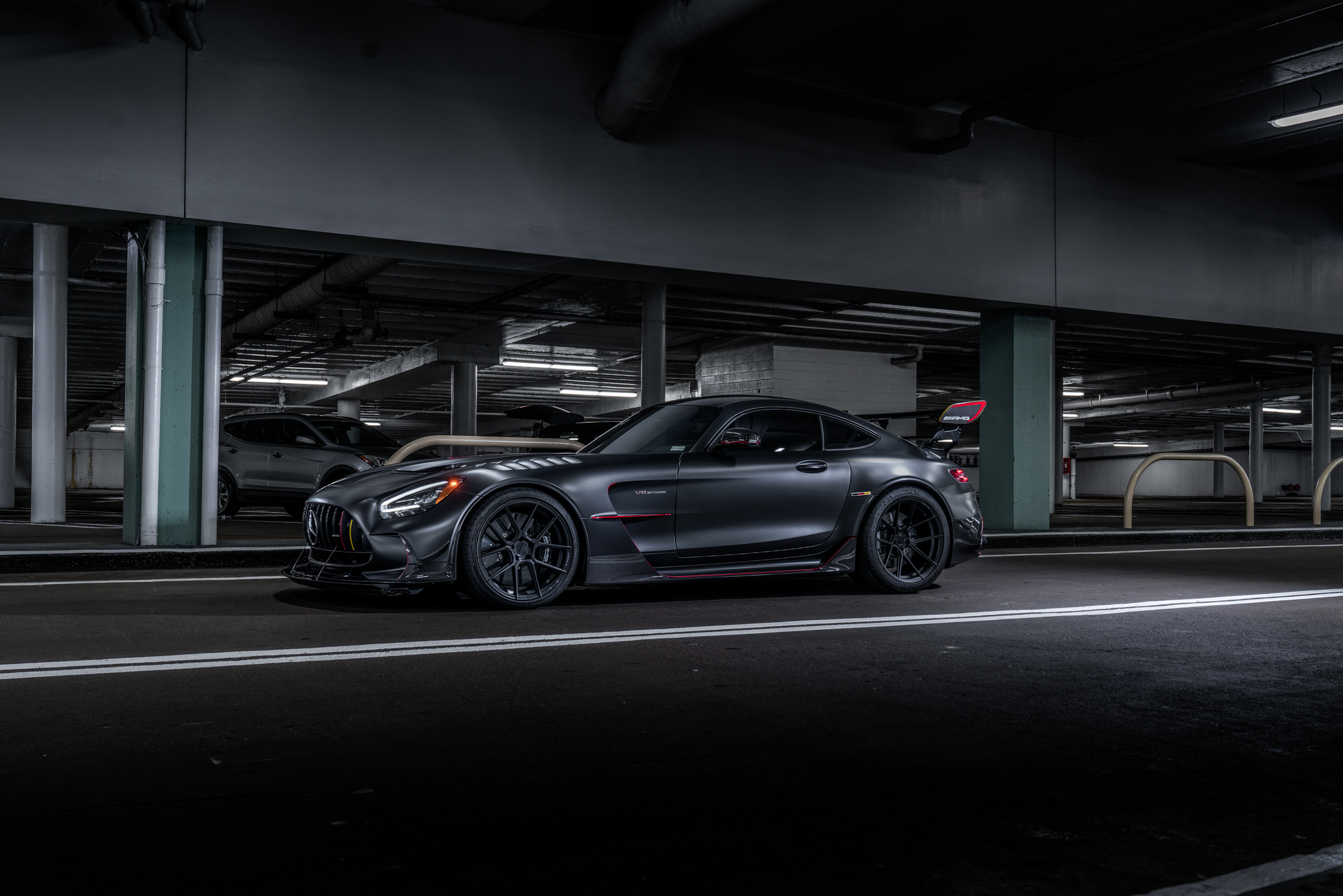 AMG GTR Black Series - FR8 MB (2 of 8)