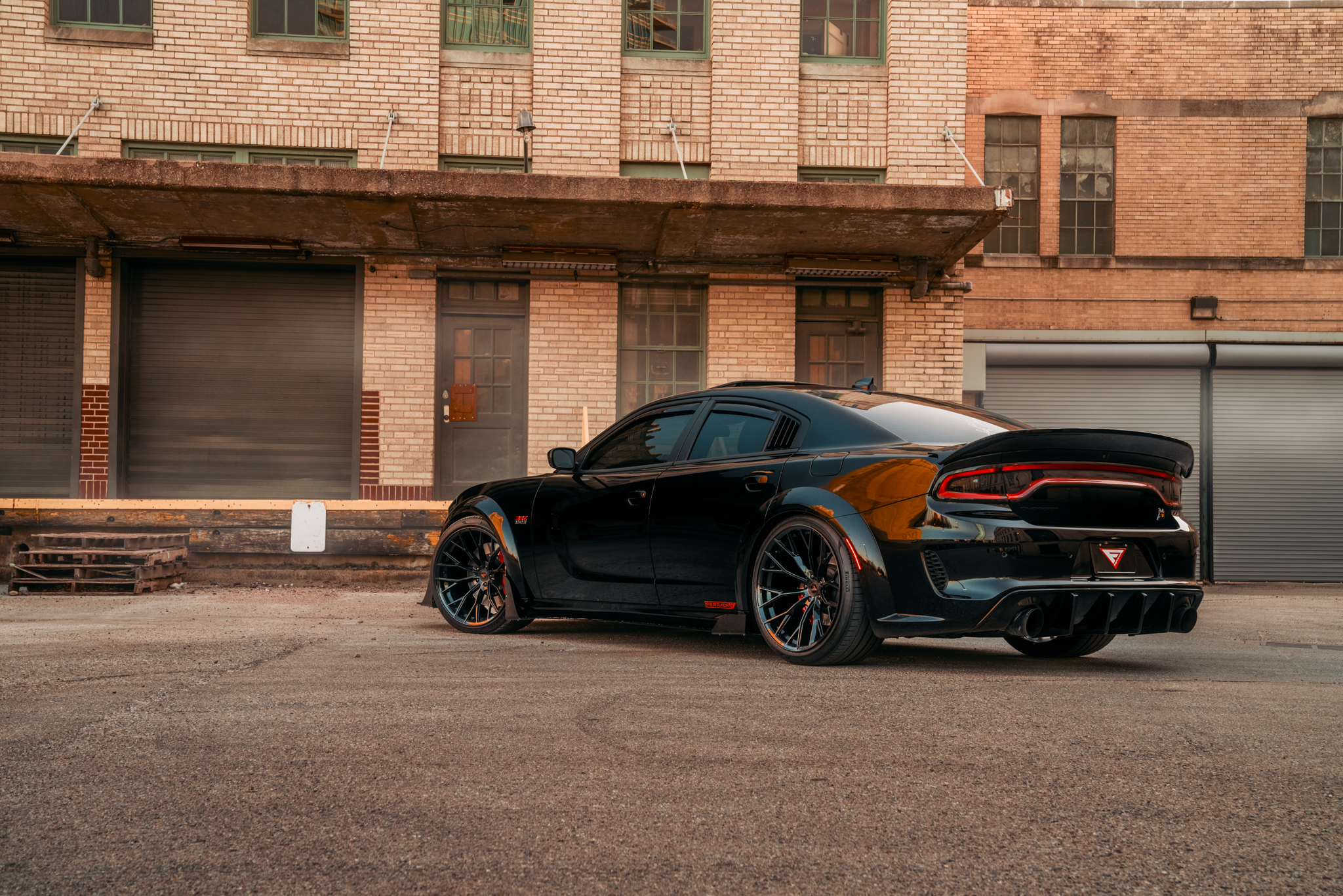 Widebody Charger - FR9 OB 22inch (2 of 6)