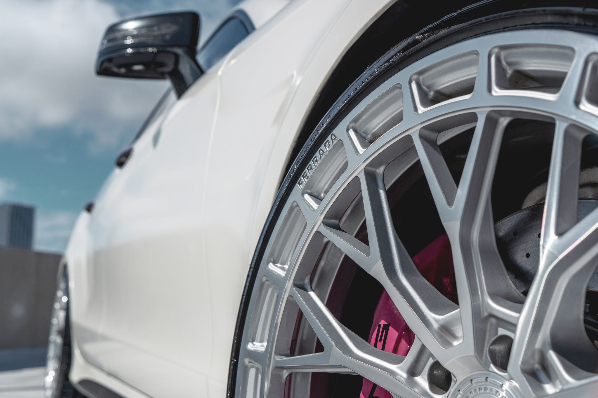 Mercedes CLS63 AMG (4 of 14)