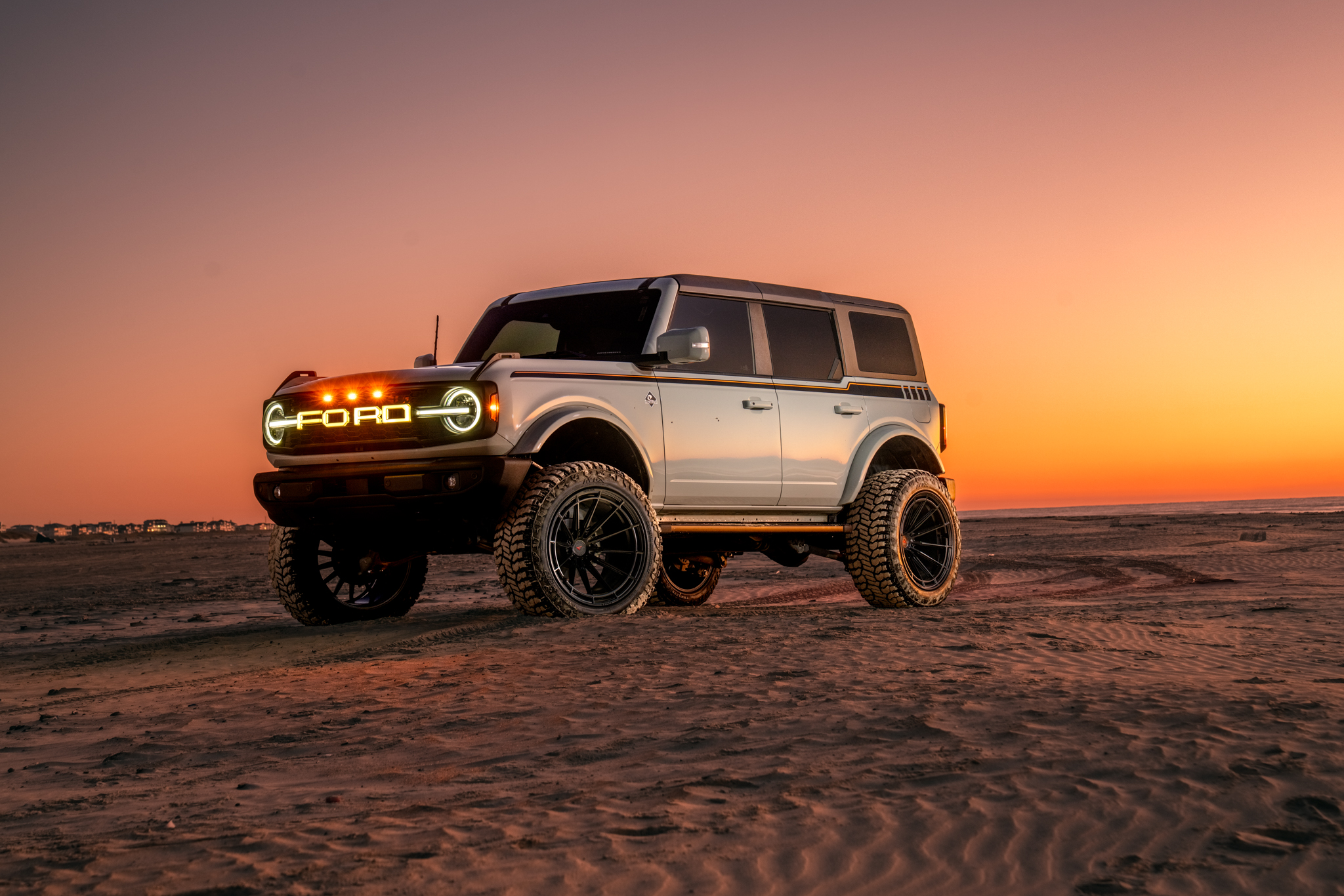 Ford Bronco - FTR14 NB (2 of 13)