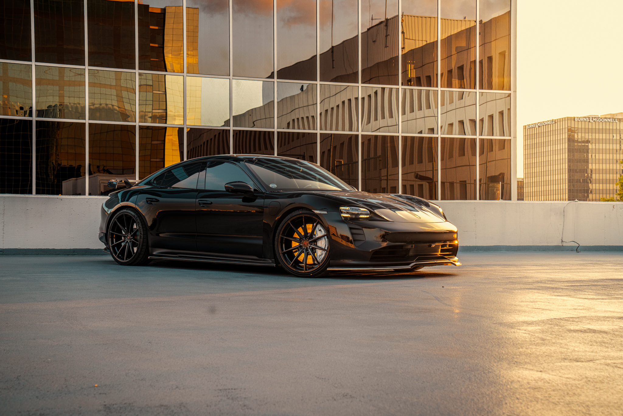 Porsche Taycan - FR10 OB (1 of 17)