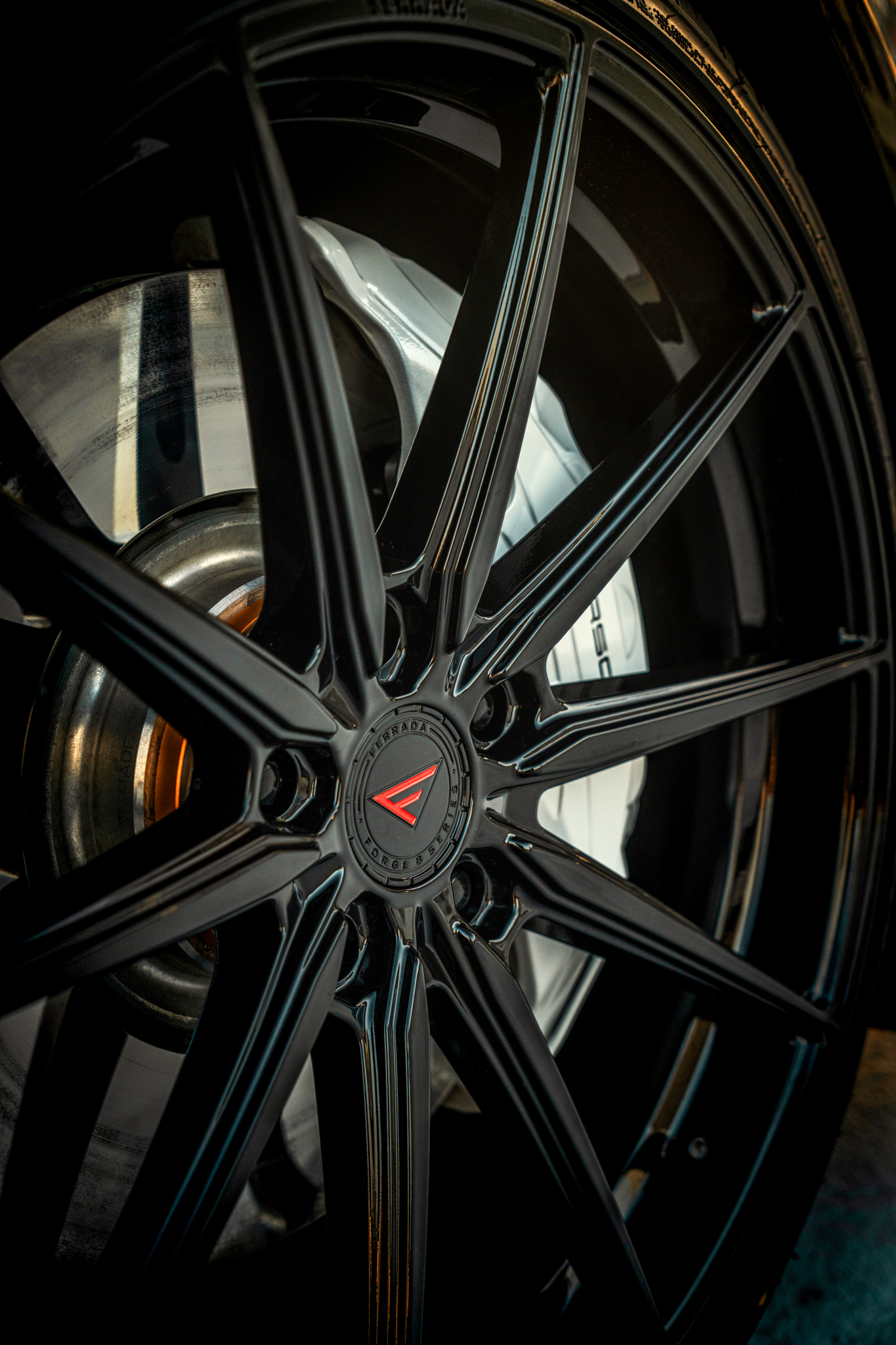 Porsche Taycan - FR10 OB (14 of 17)