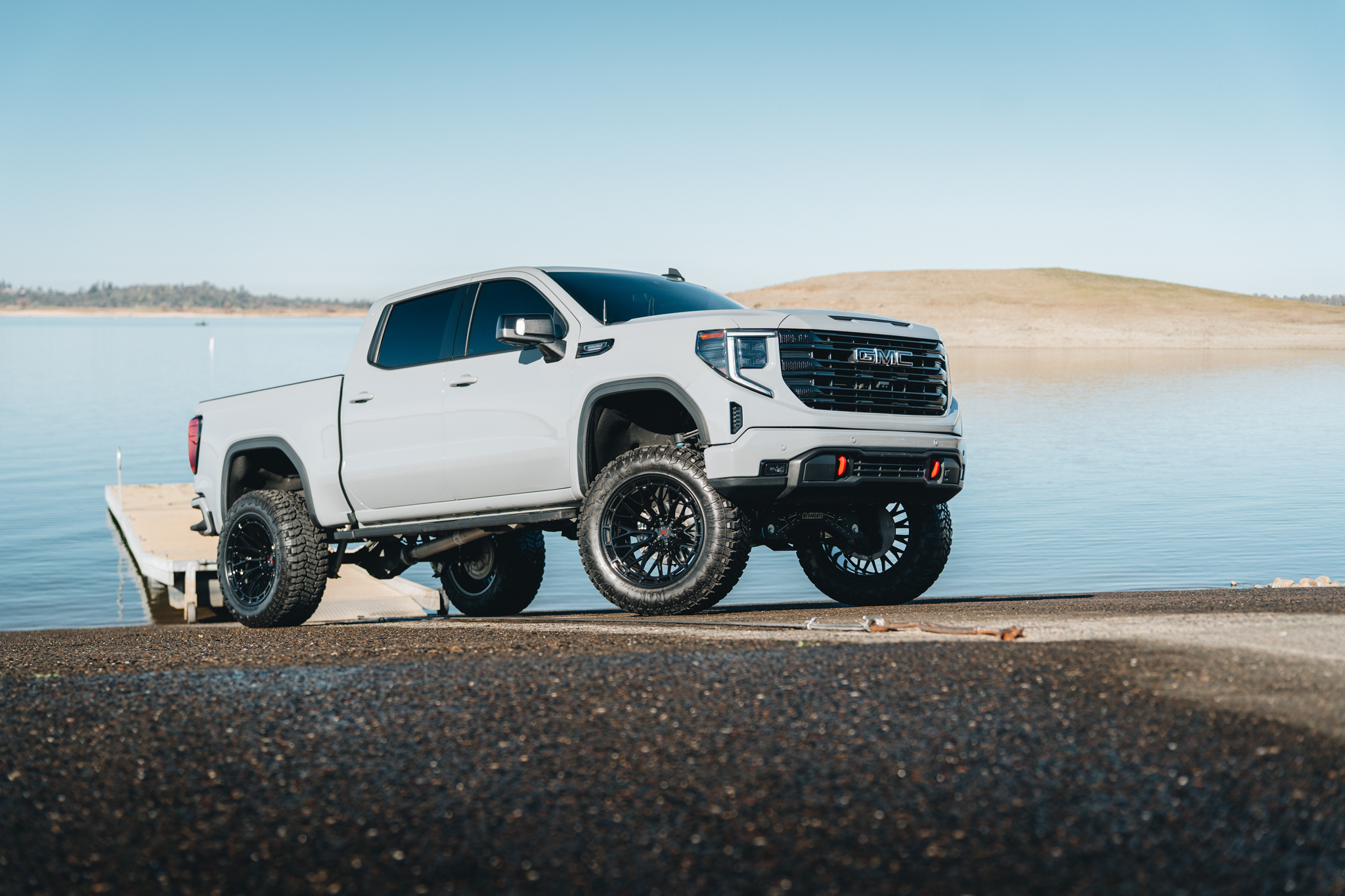 GMC Sierra – FTR12 OB